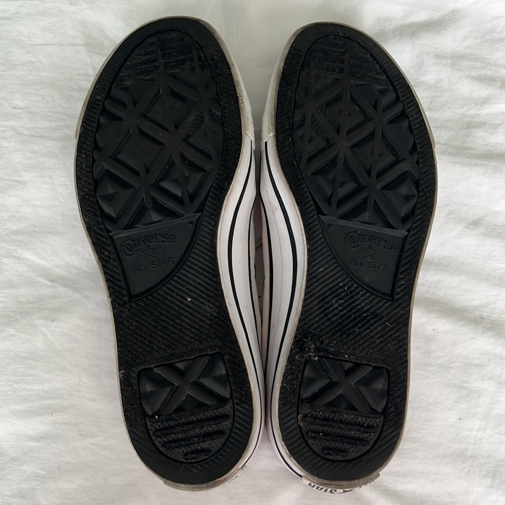 Converse - Picture 3 of 3